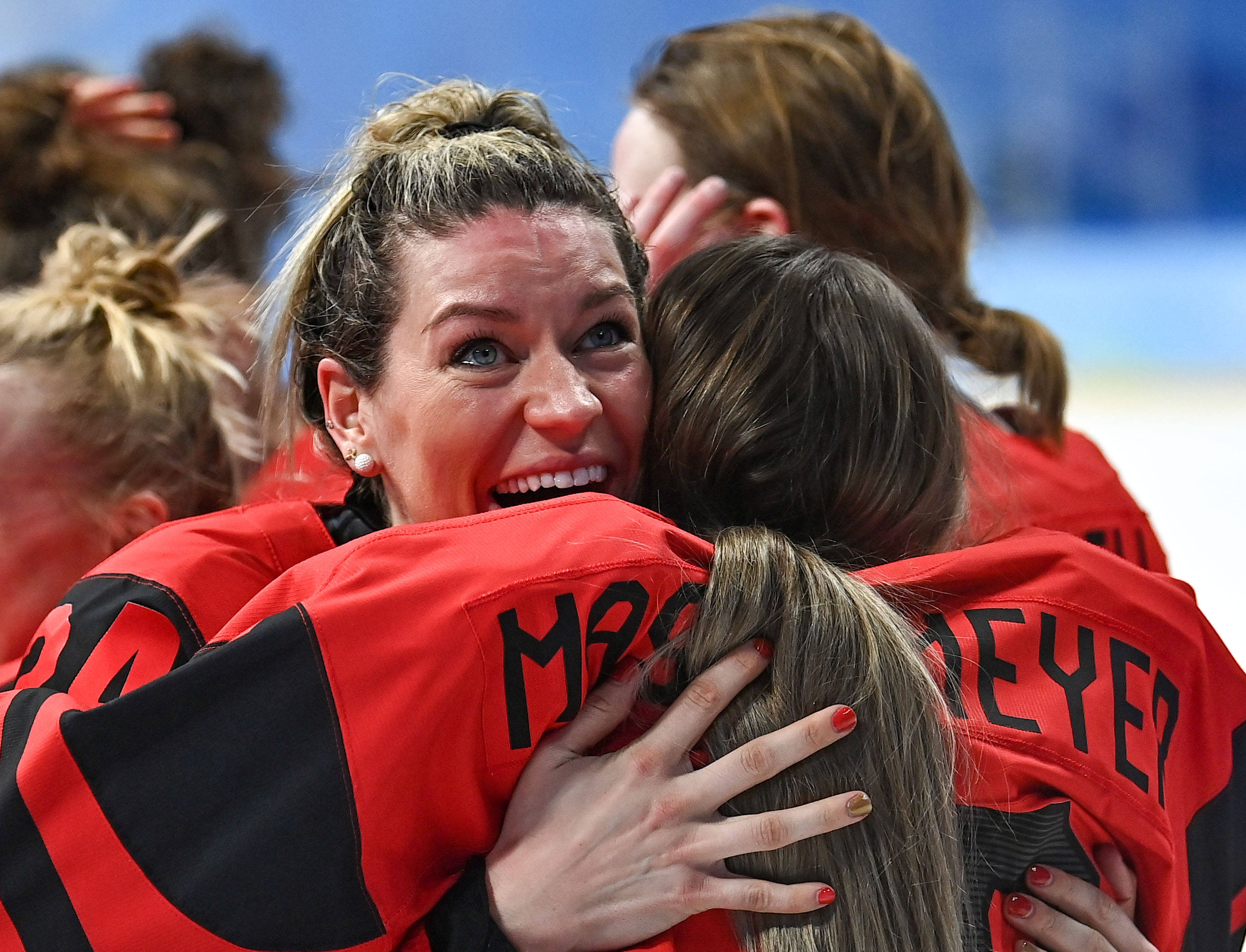 Rookie重要时刻持续失利，加拿大队带队取胜！